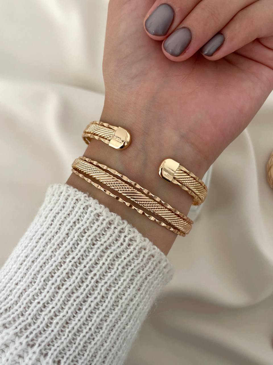 دستبند زنانه شیک ژوپینگ مشابه طلا اصل