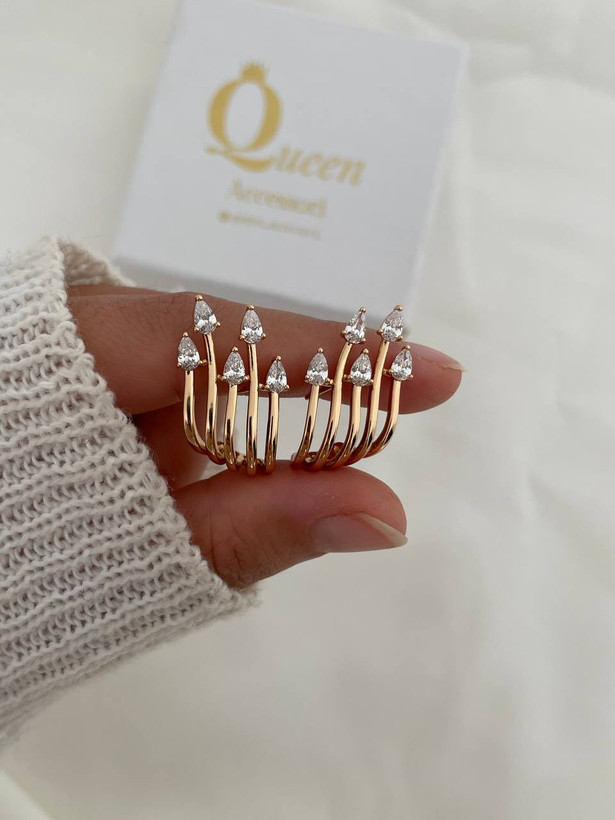 وشواره شمشیری زنانه ژوپینگ با آبکاری طلا ۱۸ عیار